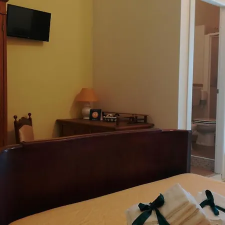 فندق مبيت وإفطار Bellaqua 3*